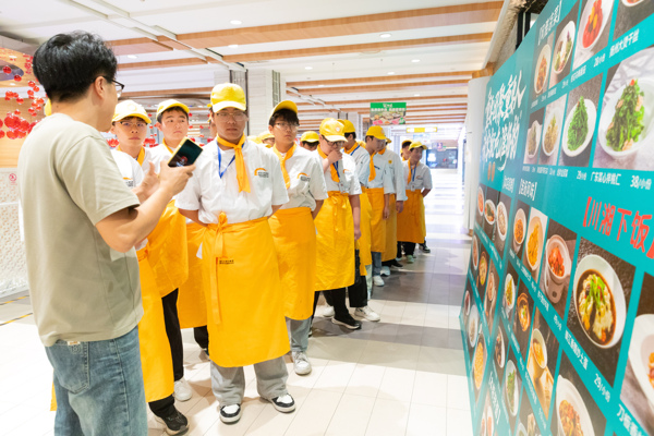 校企聯動拓視野，實踐賦能促就業——西安新東方烹飪技工學校組織中餐學子探店西安餐飲名企