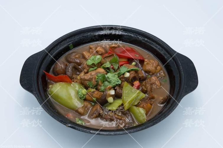 西安快餐創業指南 黃燜雞米飯核心技術詳解與餐飲管理之道